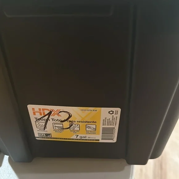 Badgley Mischka Gray and Black snake skin printFitted Blouse - Picture 8 of 8